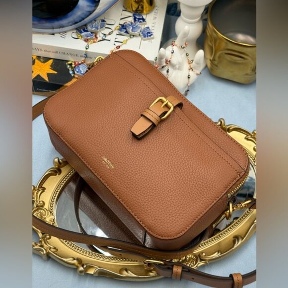 🆕 OROTON 🧿 NWOT Dylan Camera Crossbody Bag, Tan Calfskin Pebble Leather - Picture 10 of 16